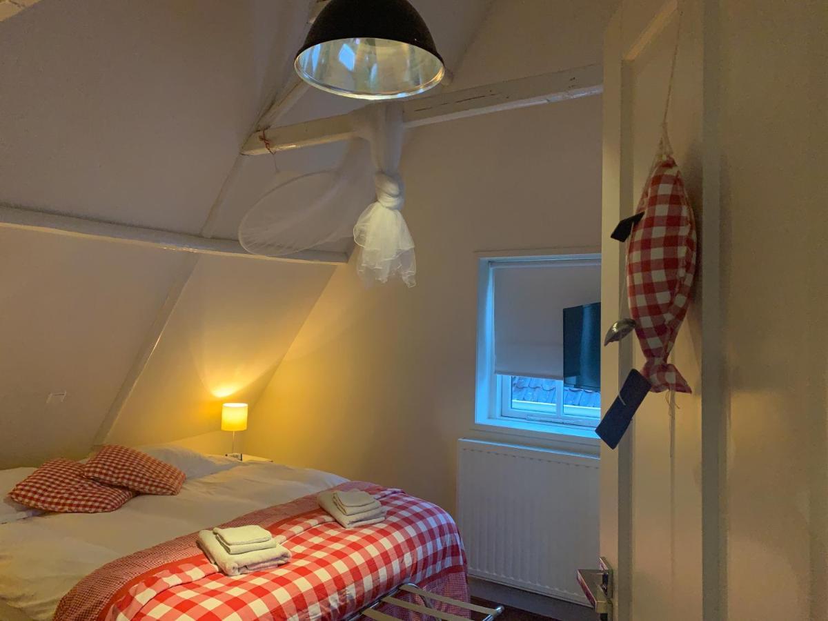 De Thuiskamer In Grou Als B&B Of Vakantiehuis Exterior foto